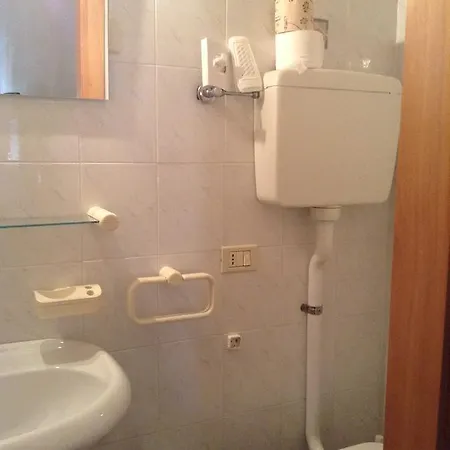 La Rosa Ξενοδοχείο 2*